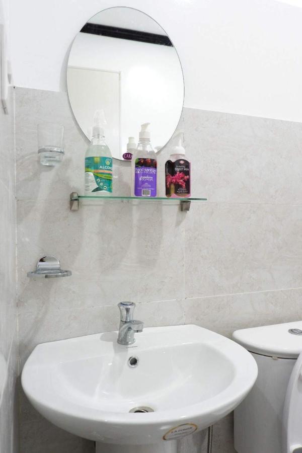 Princesa Michaella Hostel Itaytay Экстерьер фото