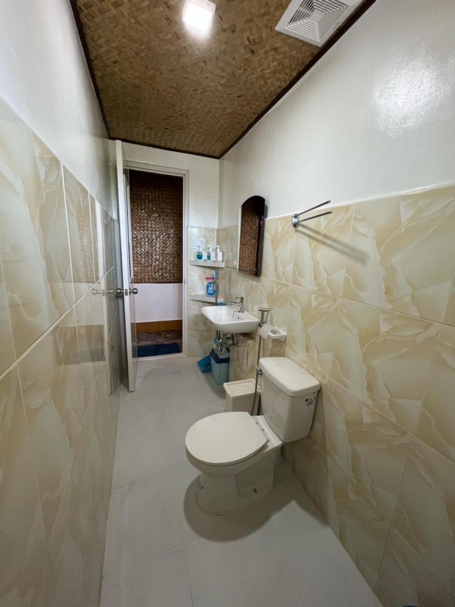 Princesa Michaella Hostel Itaytay Экстерьер фото